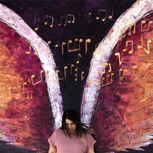 Meet your Posher, Mayhra